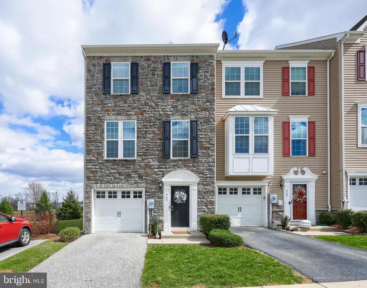 963 Brechin Ln, York, PA 17403 - #1