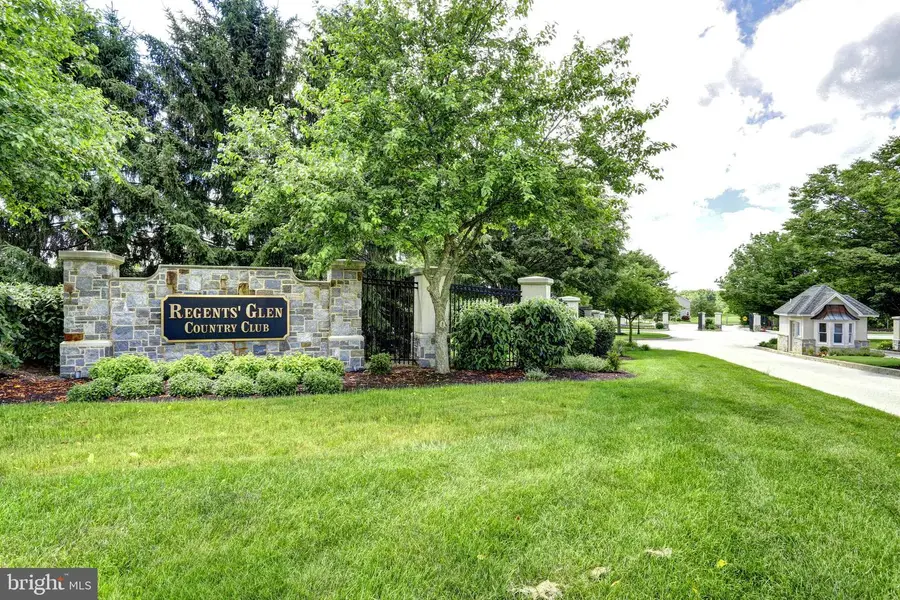 963 Brechin Ln, York, PA 17403 - #3