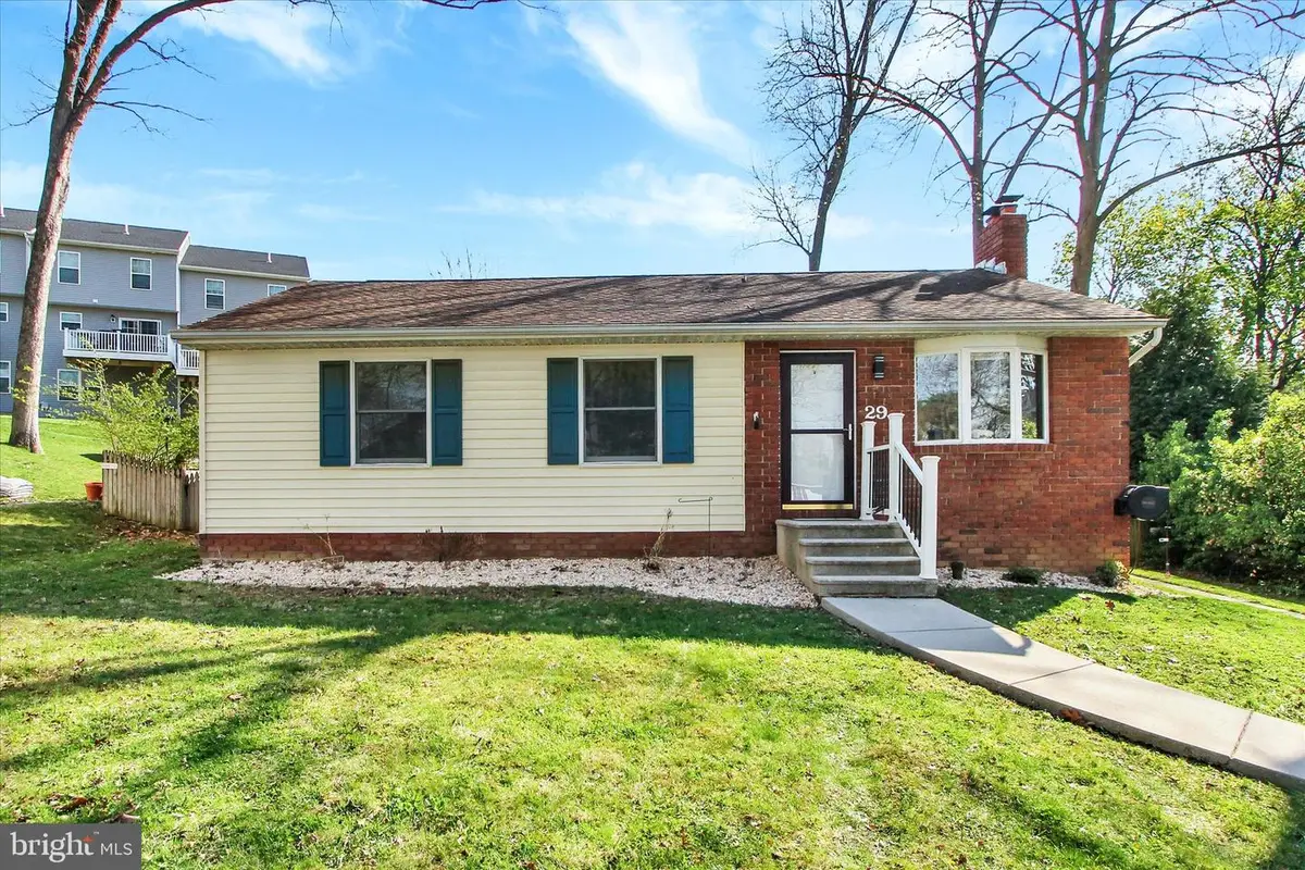29 Meadowview Dr, Hanover, PA 17331 - #1