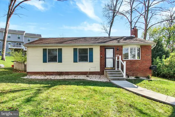 29 Meadowview Dr, HANOVER, PA 17331