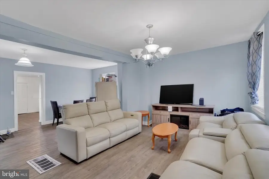 224 W College Ave, York, PA 17401 - #2