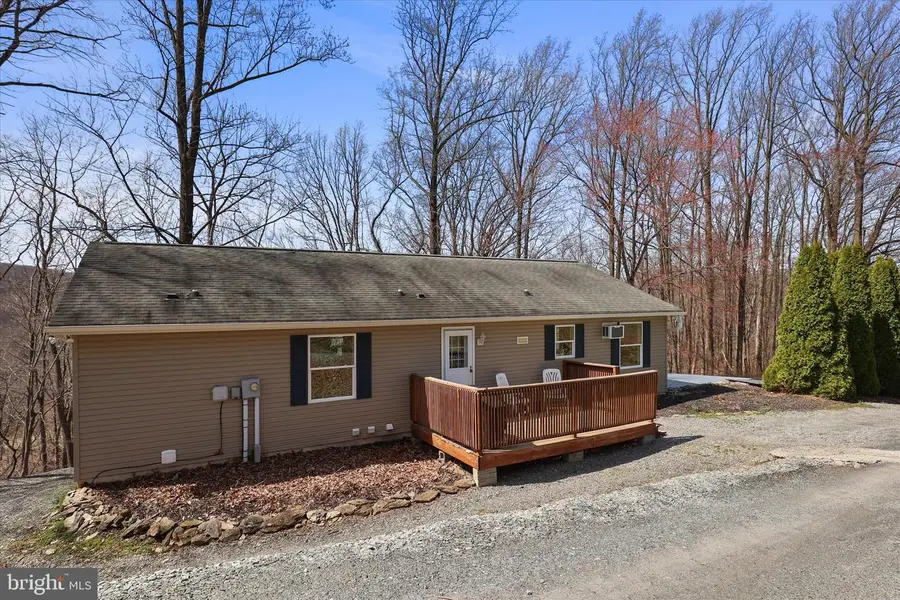 834 Richmond Rd, Windsor, PA 17366 - #3