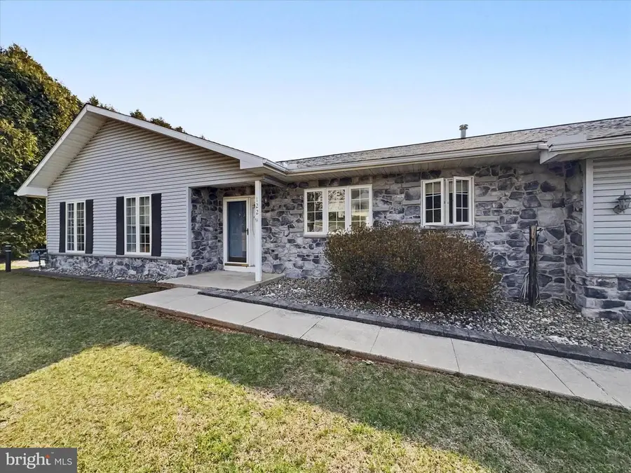 122 Overview Cir E, Red Lion, PA 17356 - #2