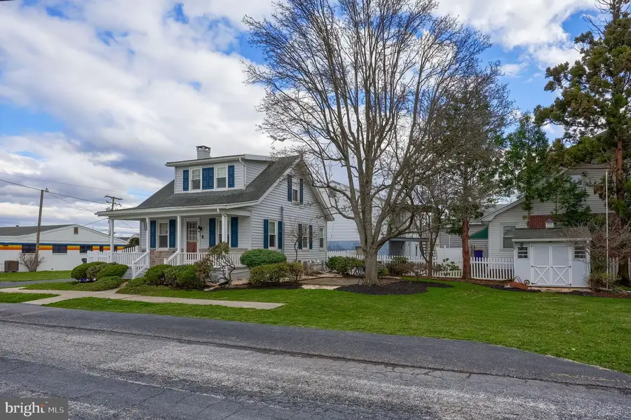 1492 Leonard St, York, PA 17404 - #2