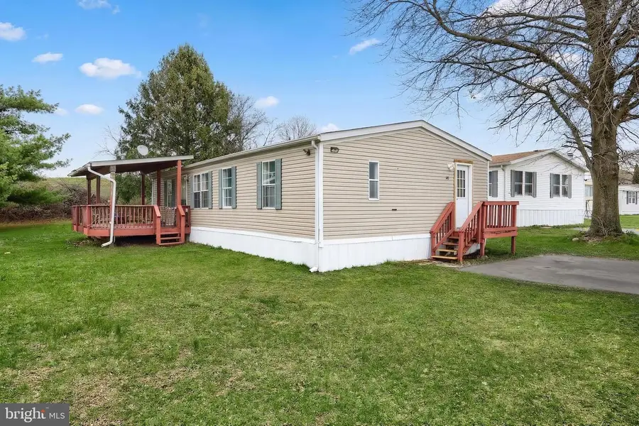 145 Chesapeake Est, Thomasville, PA 17364 - #3