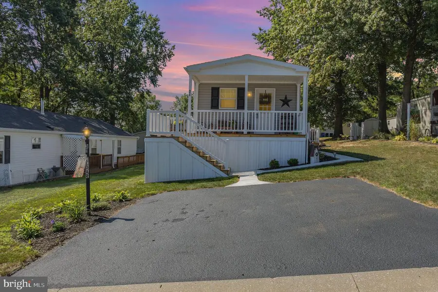 31 Cedar St, Manchester, PA 17345 - #2