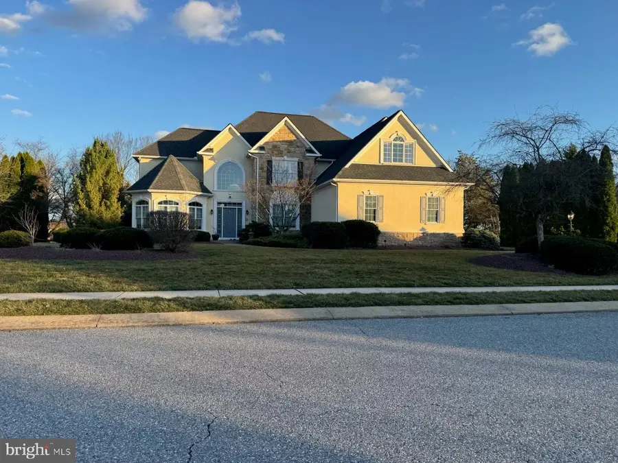 1332 Stonehenge Dr, York, PA 17404 - #2