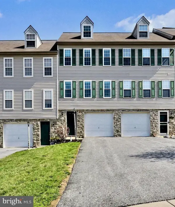 1008 Hearthridge Ln, YORK, PA 17404