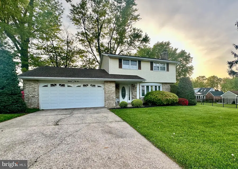 1884 Ebony Dr, York, PA 17402 - #2