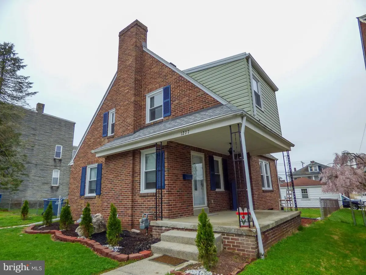 1277 W Poplar St, York, PA 17404 - #1