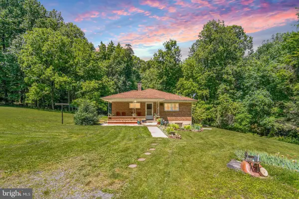 1310 E Butter Rd, YORK, PA 17406