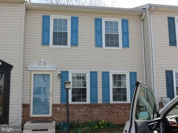 21 Red Barberry Dr, ETTERS, PA 17319