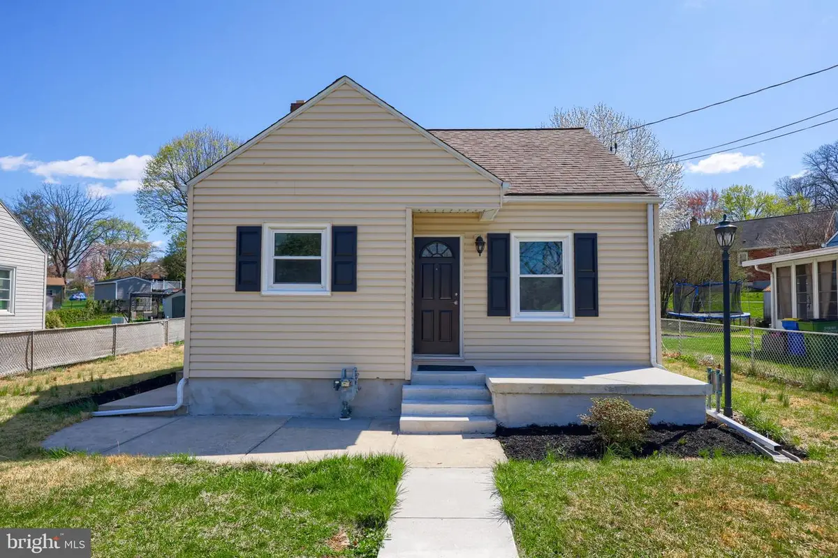 2581 Mayfield St, York, PA 17406 - #1