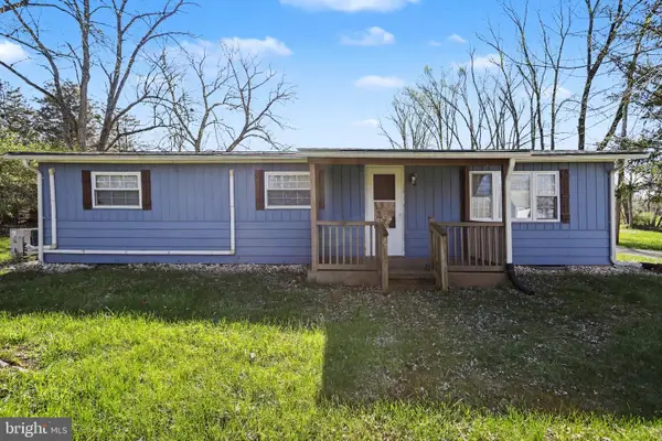 15 Mill Dr, DILLSBURG, PA 17019