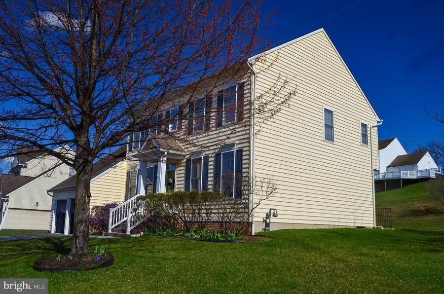 815 Edgeworth Ct, Red Lion, PA 17356 - #3