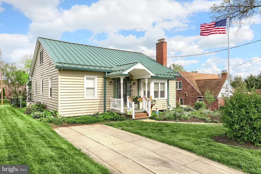 311 N Forrest St, York, PA 17404 - #3