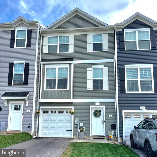 56 Coop Ln, HANOVER, PA 17331