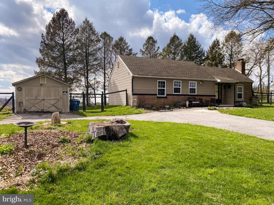 540 Grove Rd, Red Lion, PA 17356 - #2