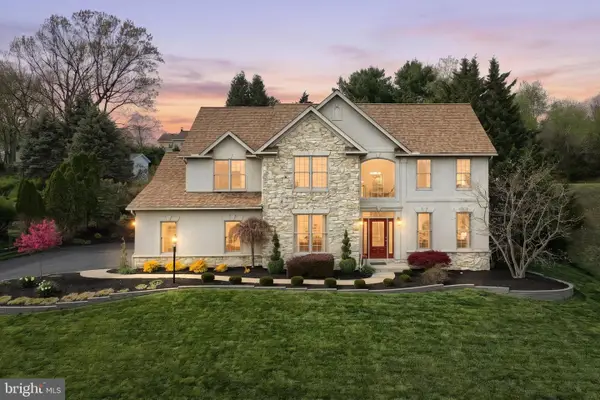 2252 Spangler Cir, YORK, PA 17406