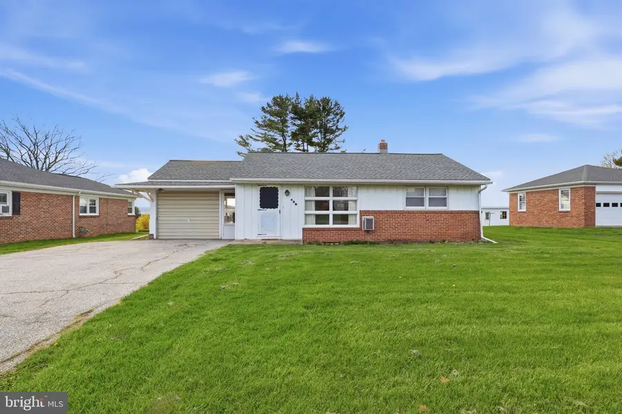 456 York St, Manchester, PA 17345 - #2