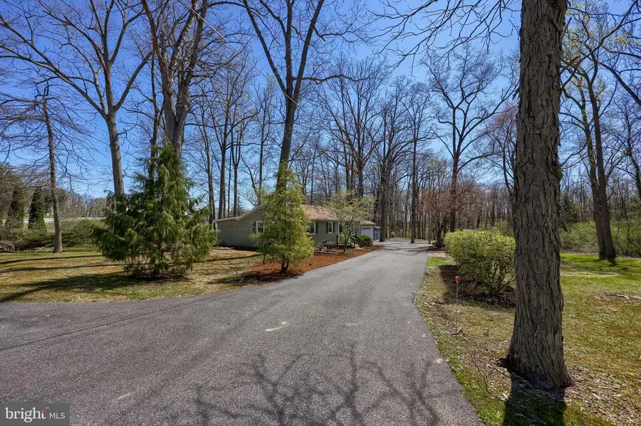 1411 S Mountain Rd, Dillsburg, PA 17019 - #2