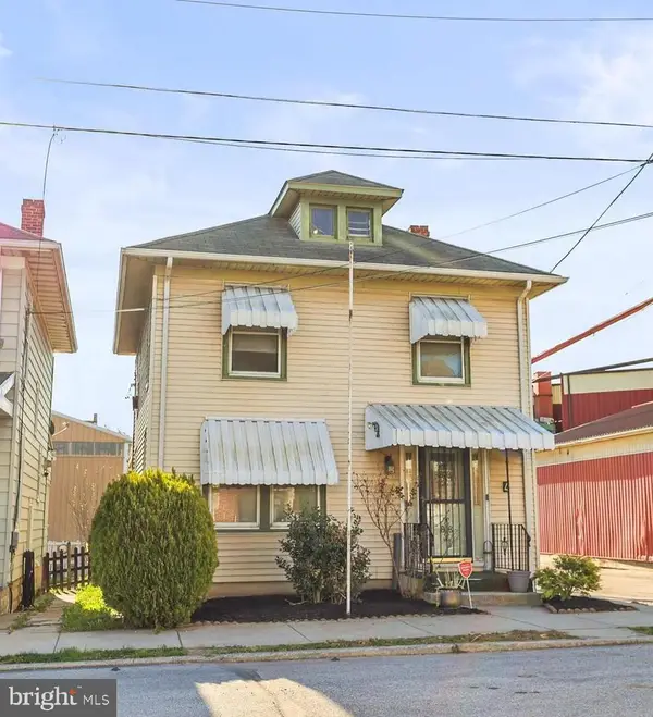 4 S Penn St, HANOVER, PA 17331