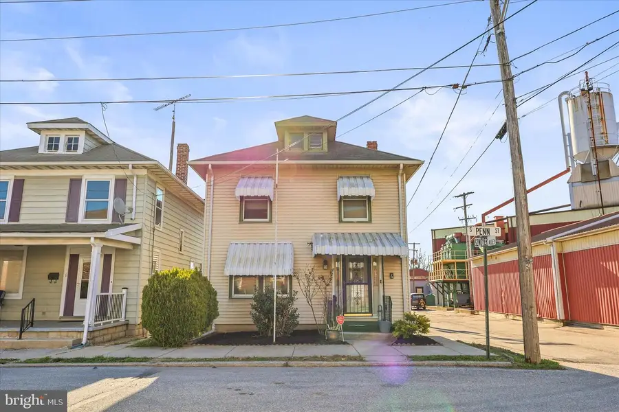 4 S Penn St, Hanover, PA 17331 - #2