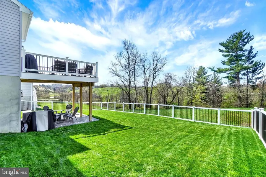 2517 Woodspring Dr, York, PA 17402 - #3