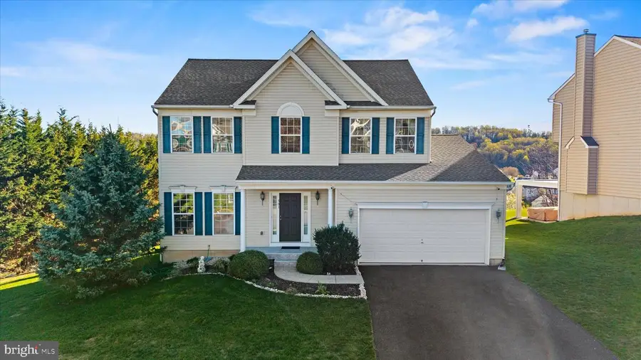 501 Sandpiper Ln, New Cumberland, PA 17070 - #2