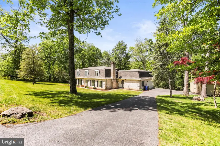 6208 Longview Dr, Spring Grove, PA 17362 - #3