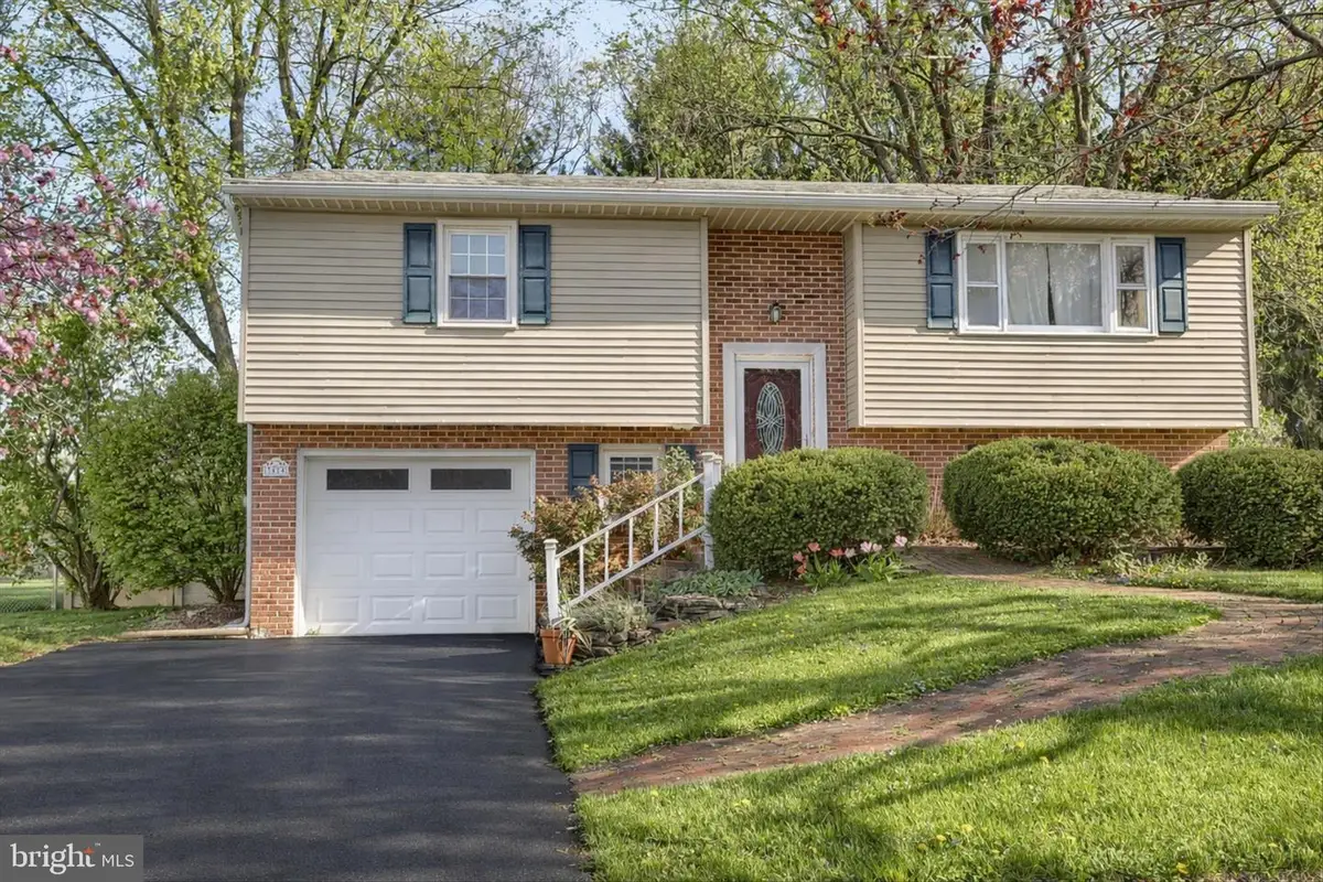 3505 Cranmere Ln, York, PA 17402 - #1