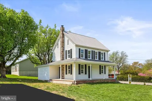 310 Clover Ln, HANOVER, PA 17331