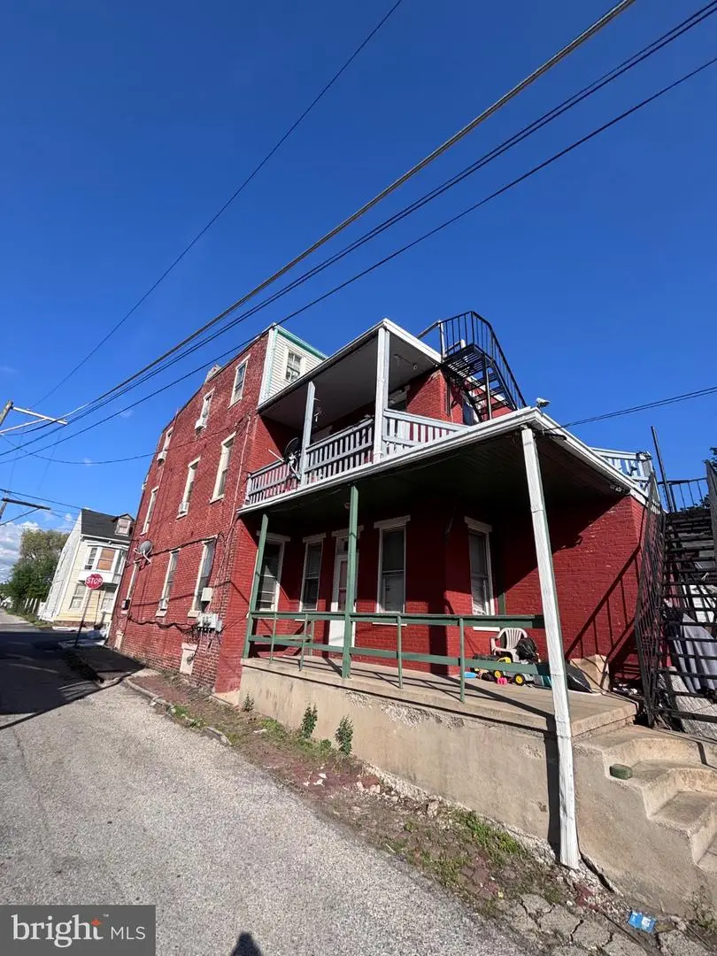 223 S Penn St, York, PA 17401 - #2
