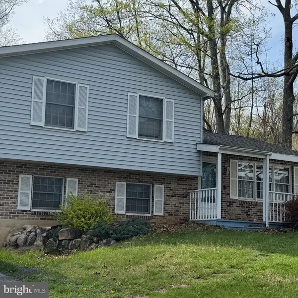 414 Little John Dr, DILLSBURG, PA 17019