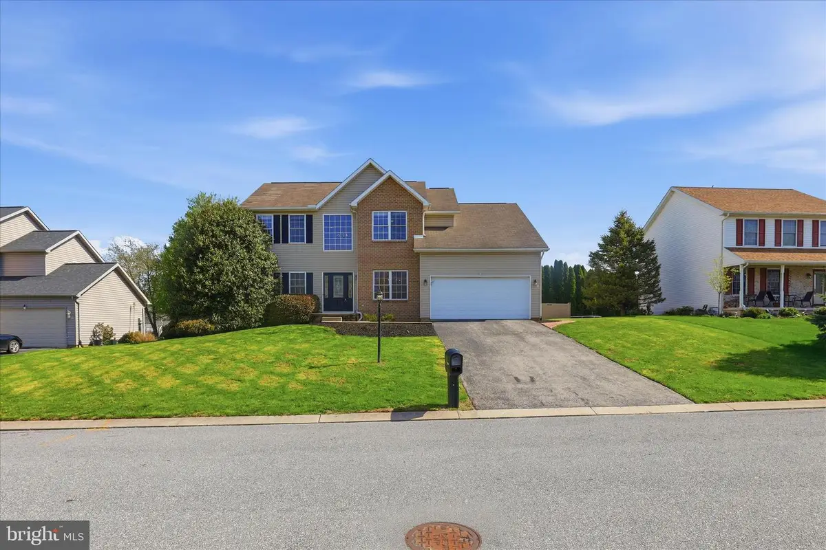 2166 Lucy Ln, York, PA 17404 - #1