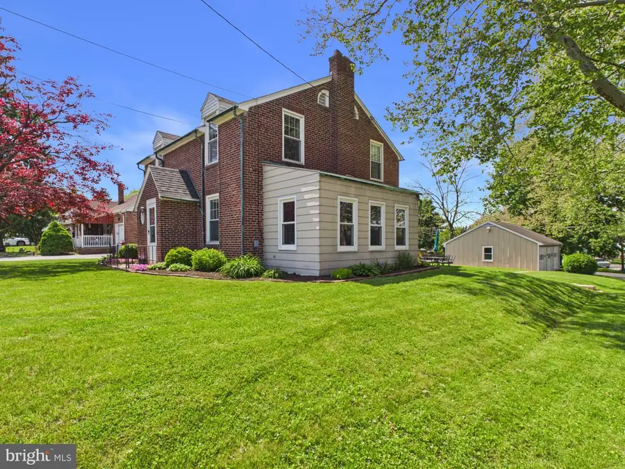 2301 Sunset Ln, York, PA 17408 - #2