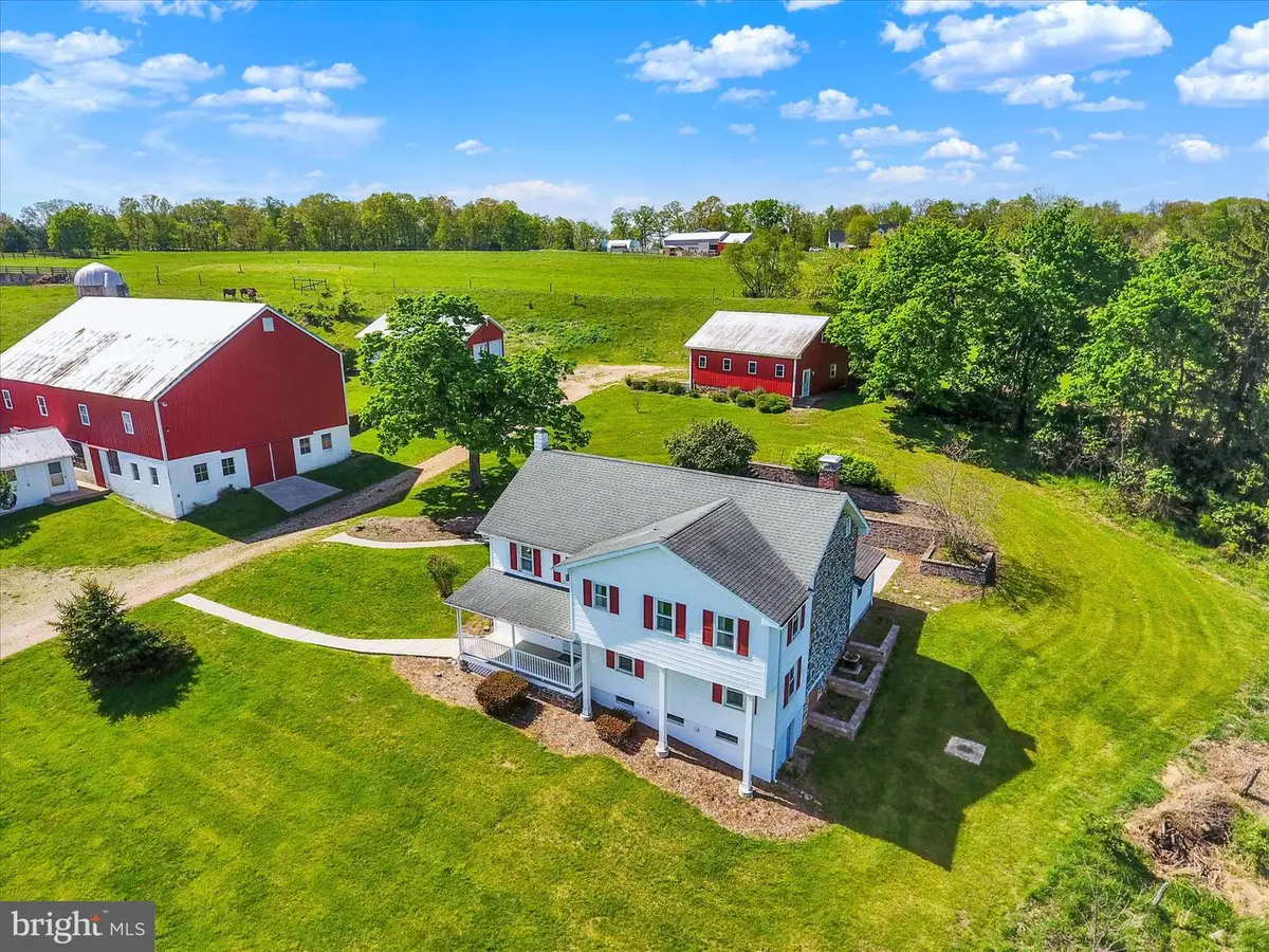 120 N Winding Rd, Wellsville, PA 17365 - #1