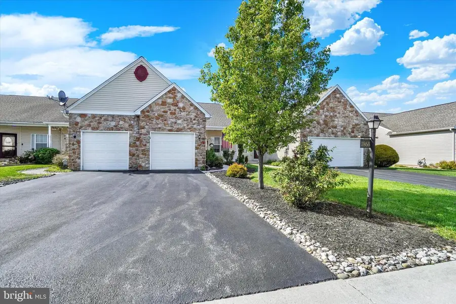 1868 Deerfield Dr, Dover, PA 17315 - #3