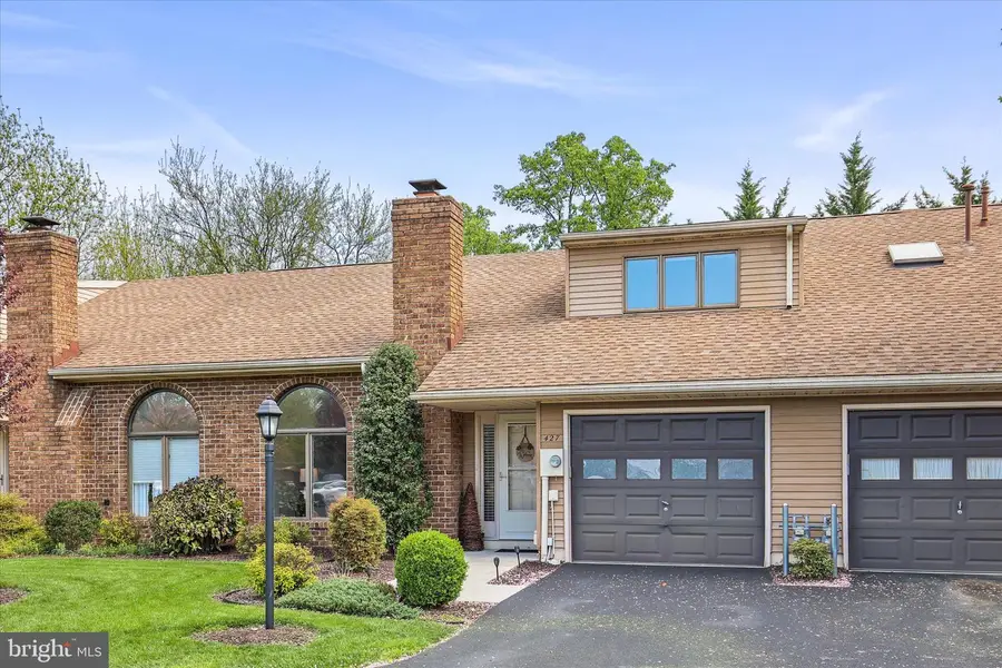 427 Deerfield Dr #427, Hanover, PA 17331 - #3