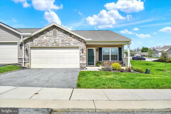 200 Jutland Way #251, RED LION, PA 17356