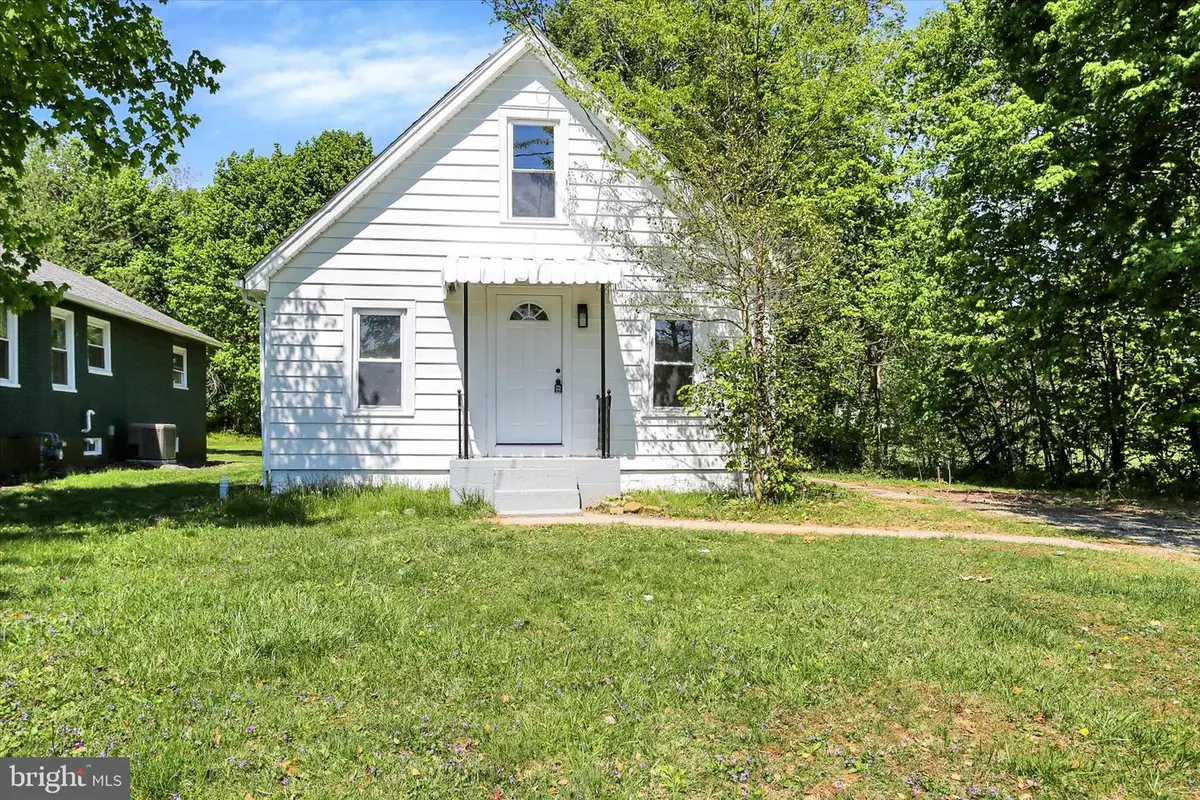 15 Pear Ave, Manchester, PA 17345 - #1