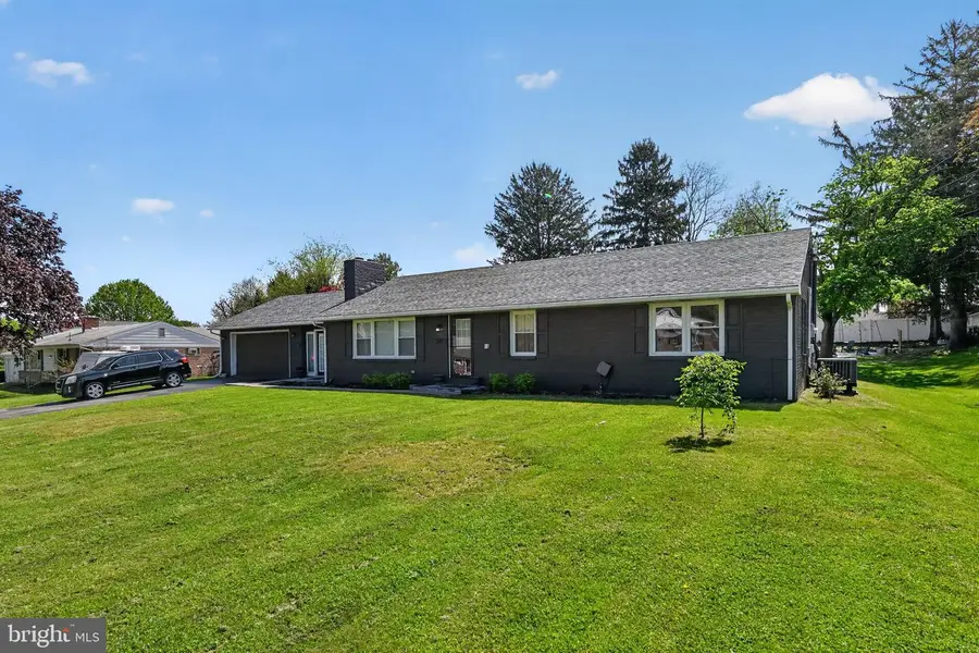 525 Mountain Rd, Dillsburg, PA 17019 - #3