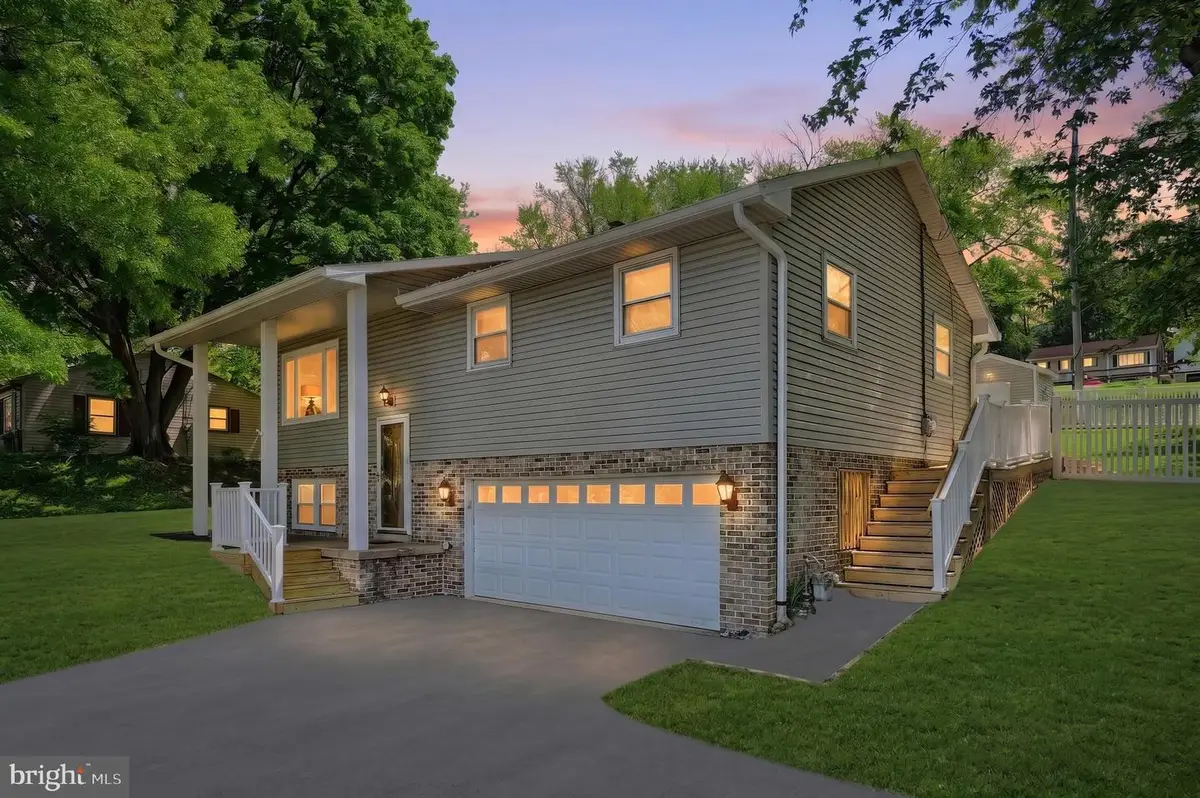 650 Mundis Mill Rd, York, PA 17406 - #1