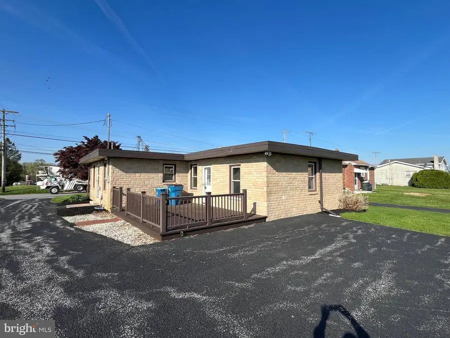 1015 Delta Rd, Red Lion, PA 17356 - #2