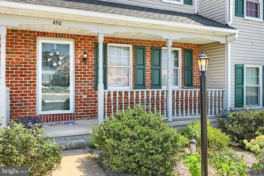 430 Peppermill Ln, York, PA 17404 - #2