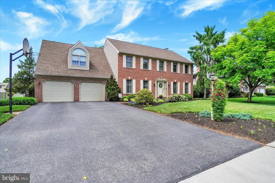1885 Herman Dr, York, PA 17408 - #2