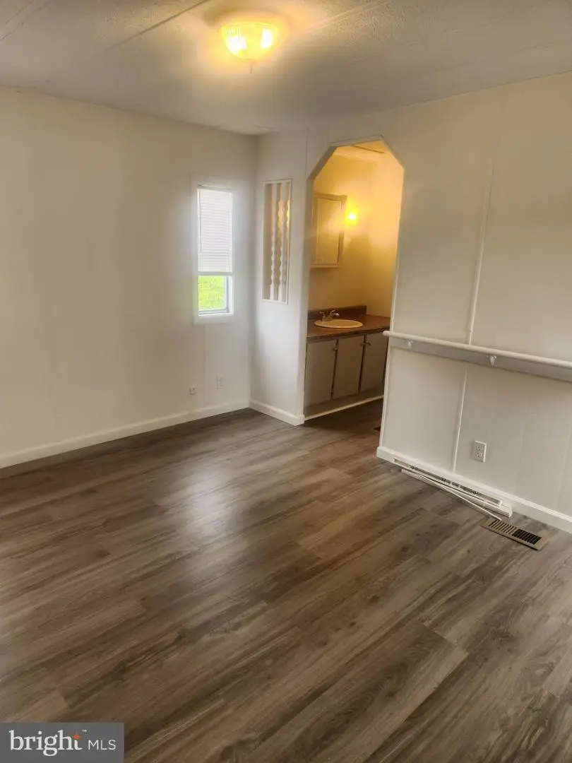 217 Waldorf Dr, York, PA 17404 - #3