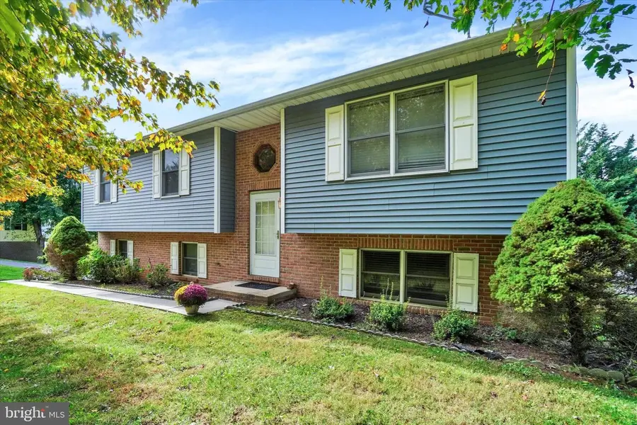 65 Woodland Dr, Shrewsbury, PA 17361 - #3
