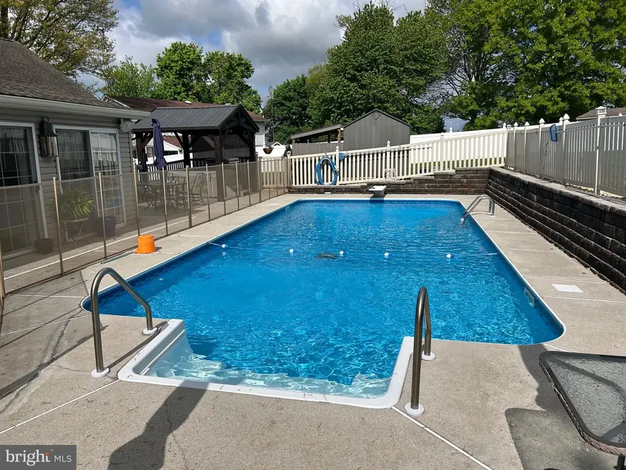 365 Lombard St, Dallastown, PA 17313 - #3