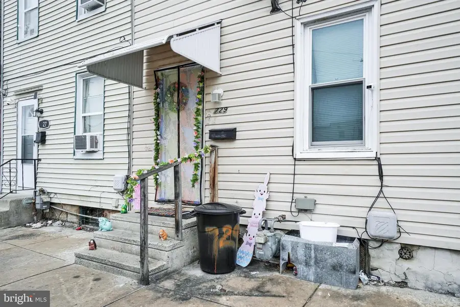 729 E Clarke Ave, York, PA 17403 - #2